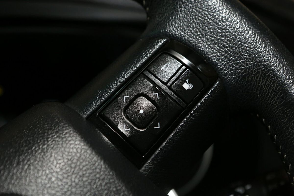 2016 Toyota Hilux SR5 GUN126R 4X4