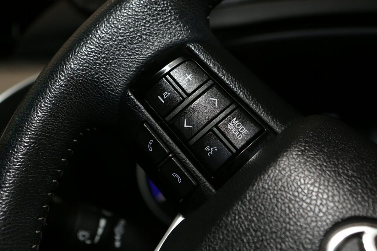 2016 Toyota Hilux SR5 GUN126R 4X4