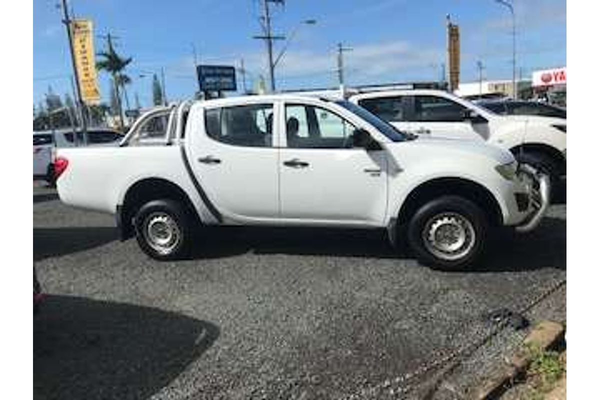 2009 Mitsubishi Triton GLX ML 4X4