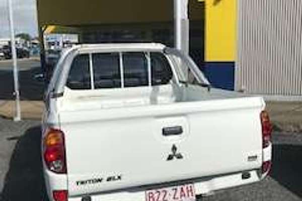 2009 Mitsubishi Triton GLX ML 4X4