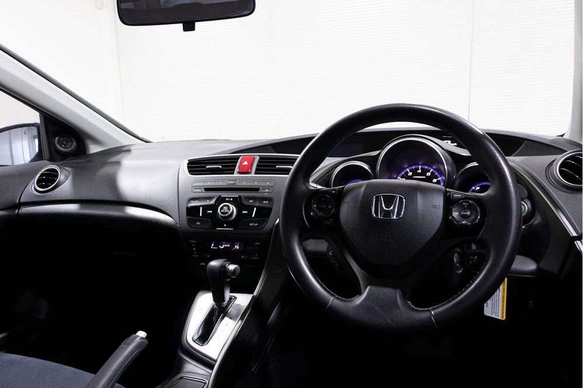 2014 Honda CIVIC VTi-S 5 SP AUTOMATIC 5D HATCHBACK 4CYL 