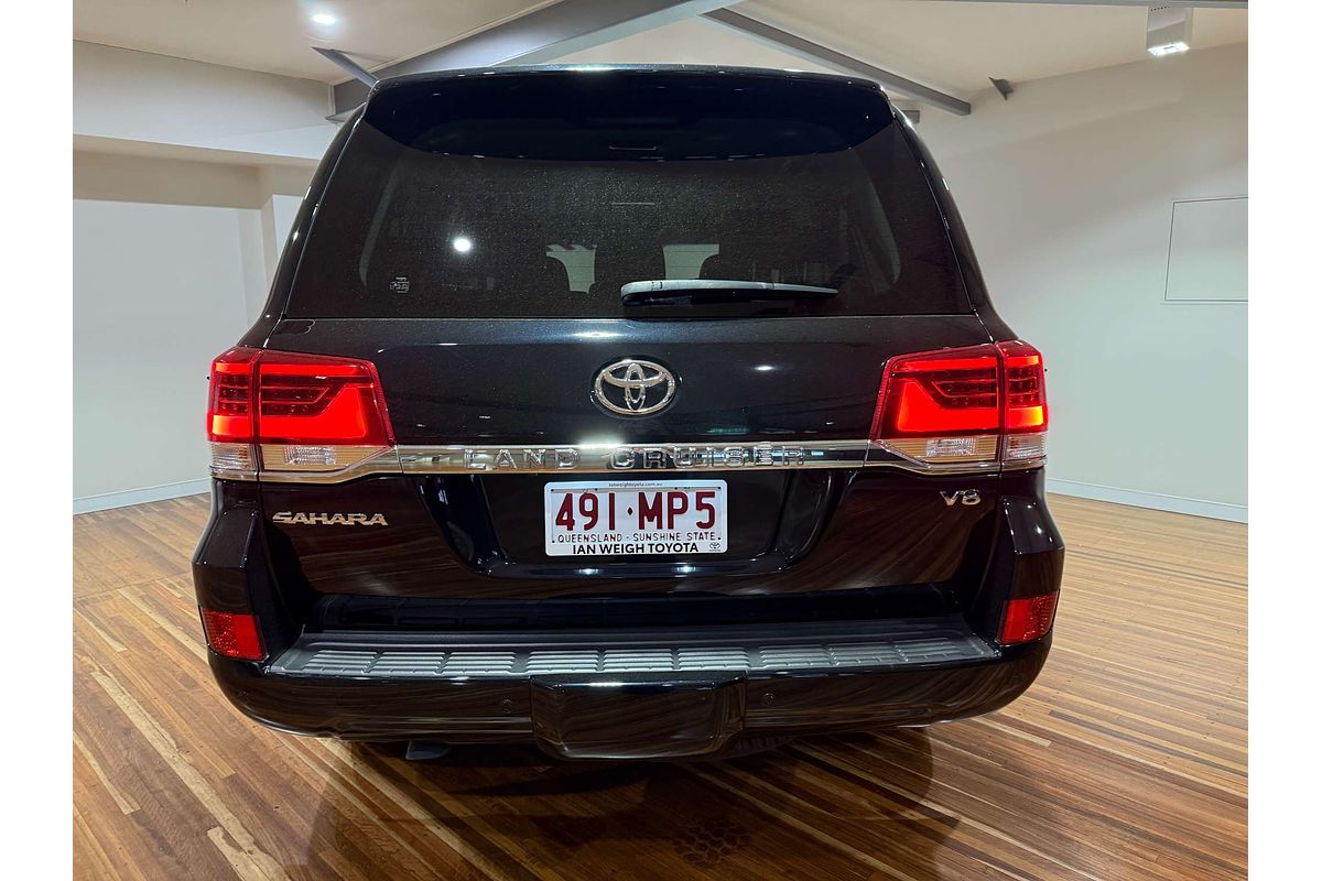 2020 Toyota Landcruiser Sahara VDJ200R