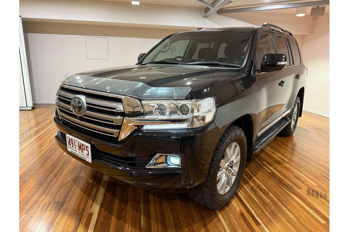 2020 Toyota Landcruiser Sahara VDJ200R