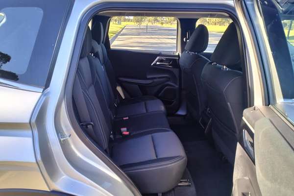 2022 Mitsubishi Outlander ES ZM