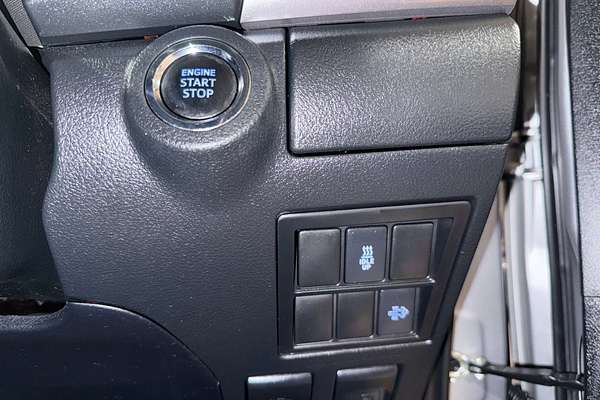 2019 Toyota Hilux SR5 GUN126R 4X4