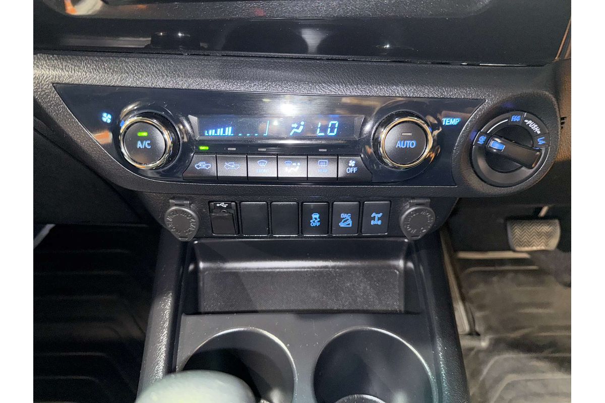 2019 Toyota Hilux SR5 GUN126R 4X4