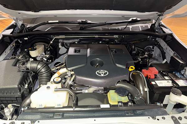 2019 Toyota Hilux SR5 GUN126R 4X4