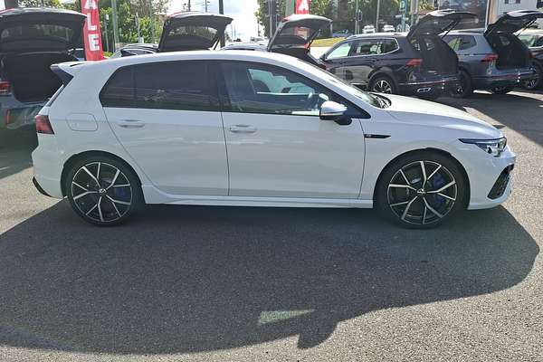 2024 Volkswagen Golf R 8