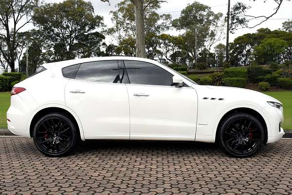2020 Maserati Levante GranLusso M161