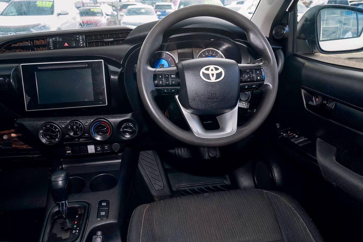 2020 Toyota Hilux SR GUN126R 4X4