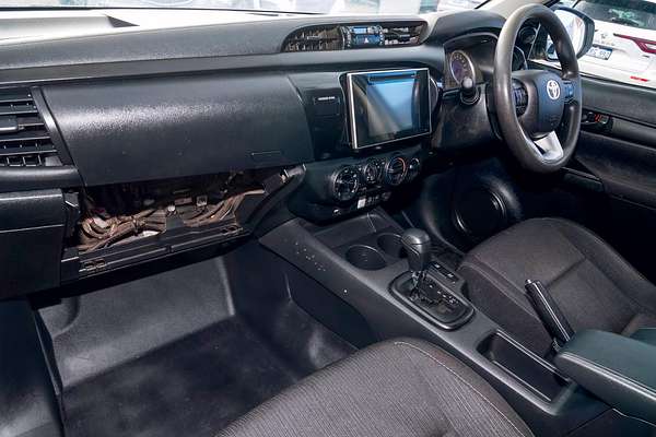 2020 Toyota Hilux SR GUN126R 4X4