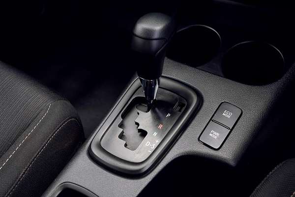 2020 Toyota Hilux SR GUN126R 4X4