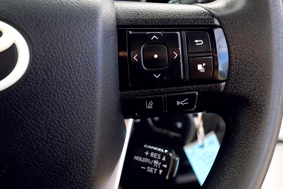 2020 Toyota Hilux SR GUN126R 4X4
