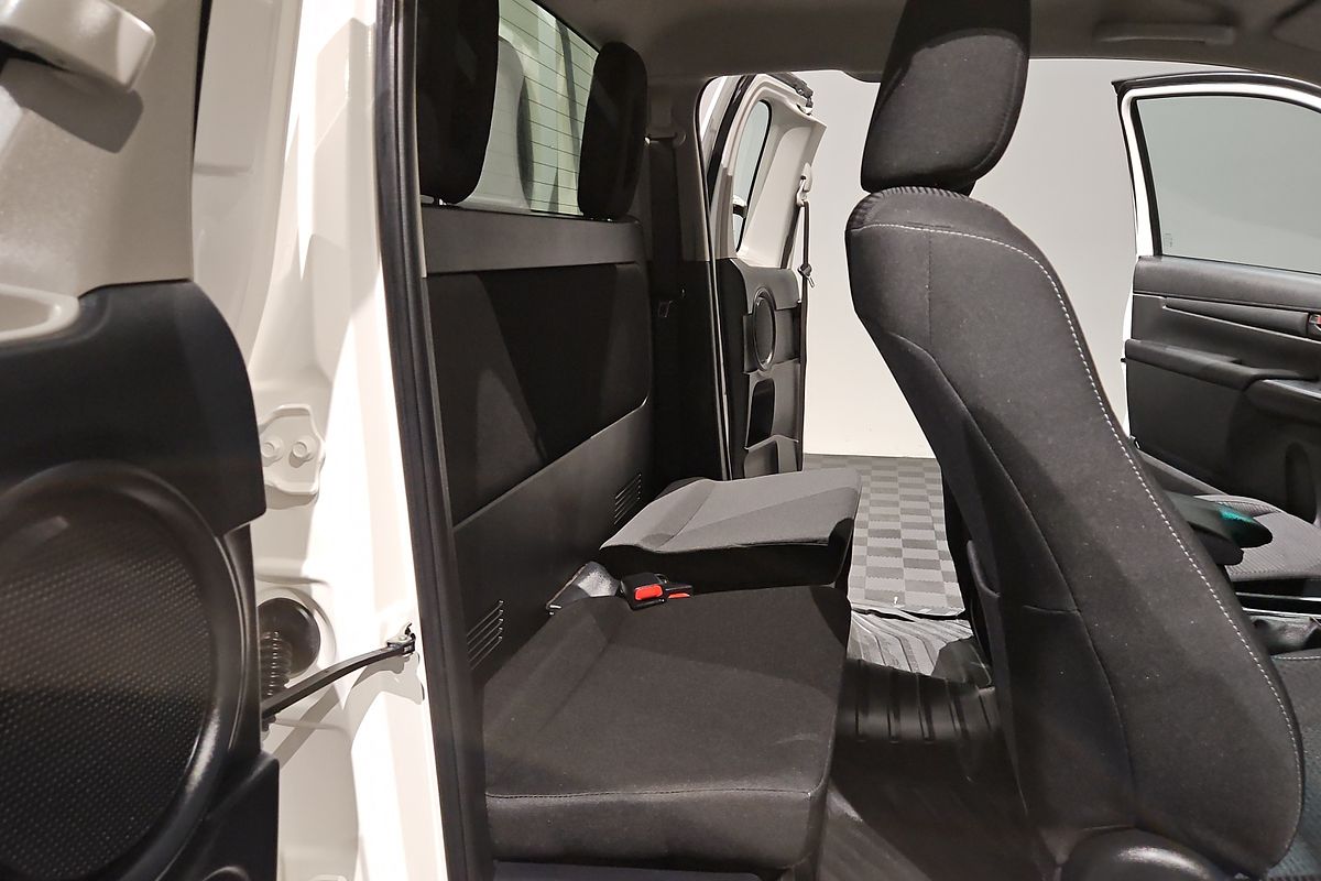 2021 Toyota Hilux SR GUN126R 4X4
