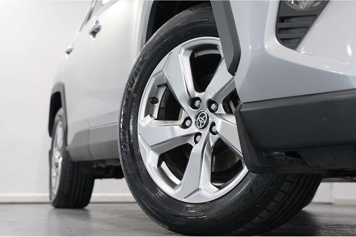 2020 Toyota RAV4 GXL AXAH52R