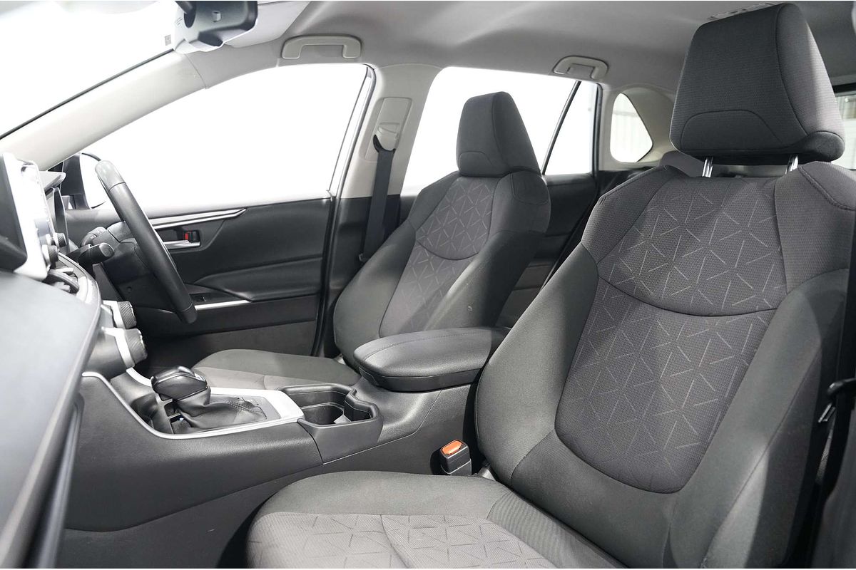 2020 Toyota RAV4 GXL AXAH52R