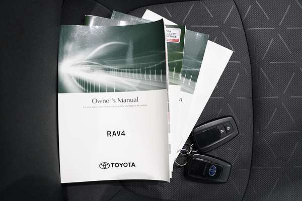 2020 Toyota RAV4 GXL AXAH52R
