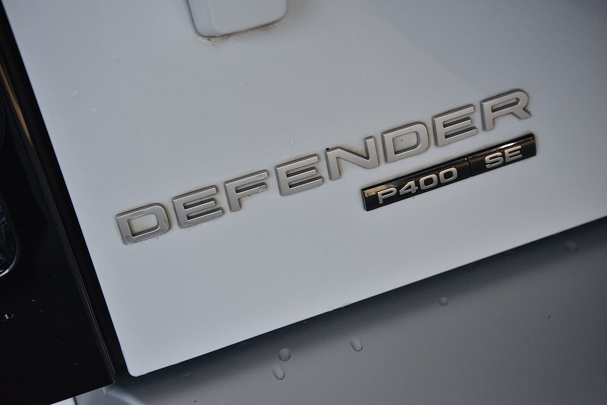2020 Land Rover Defender 110 P400 SE L663