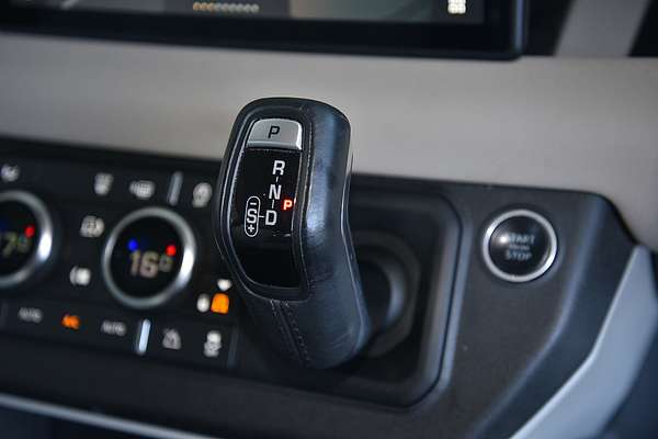 2020 Land Rover Defender 110 P400 SE L663