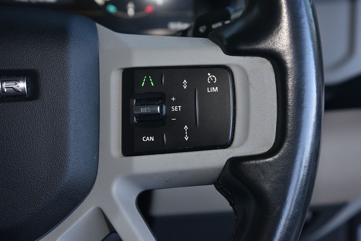 2020 Land Rover Defender 110 P400 SE L663