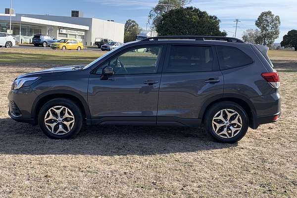 2023 Subaru Forester 2.5i S5