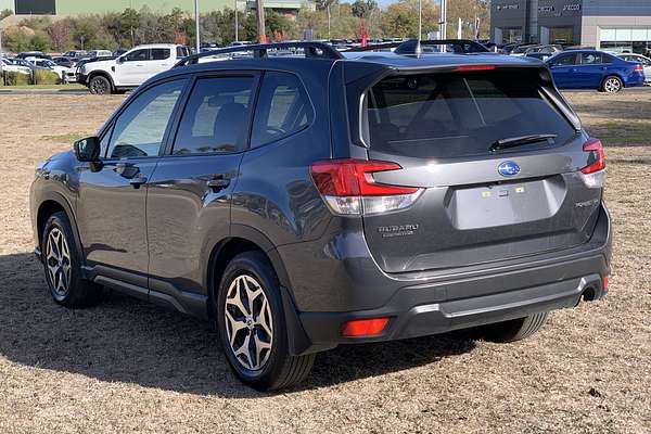 2023 Subaru Forester 2.5i S5