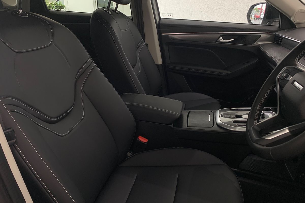 2025 GWM Haval Jolion Lux A01