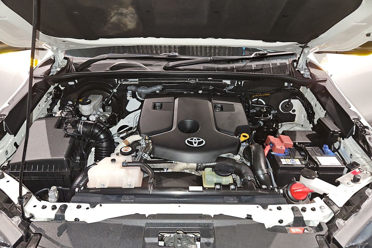2021 Toyota Hilux SR GUN126R 4X4