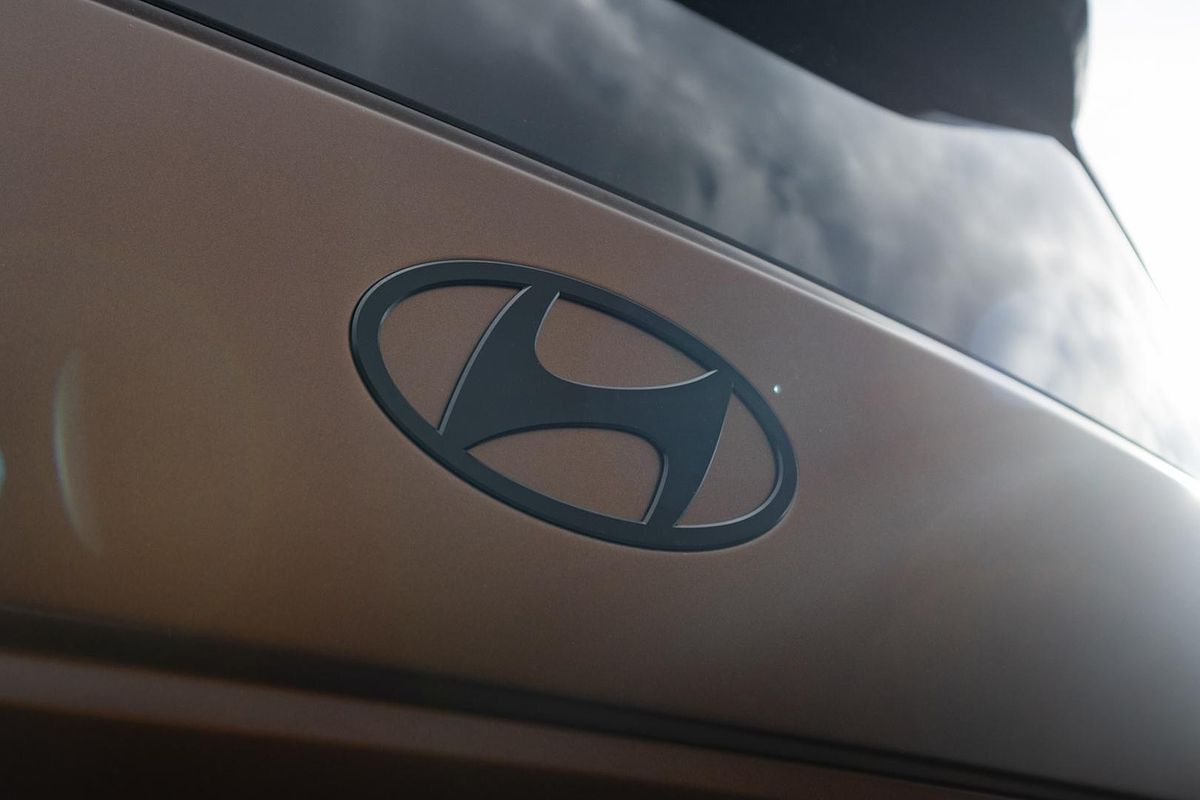 2024 Hyundai Santa Fe Hybrid Calligraphy MX5.V1