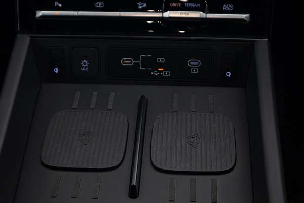 2024 Hyundai Santa Fe Hybrid Calligraphy MX5.V1
