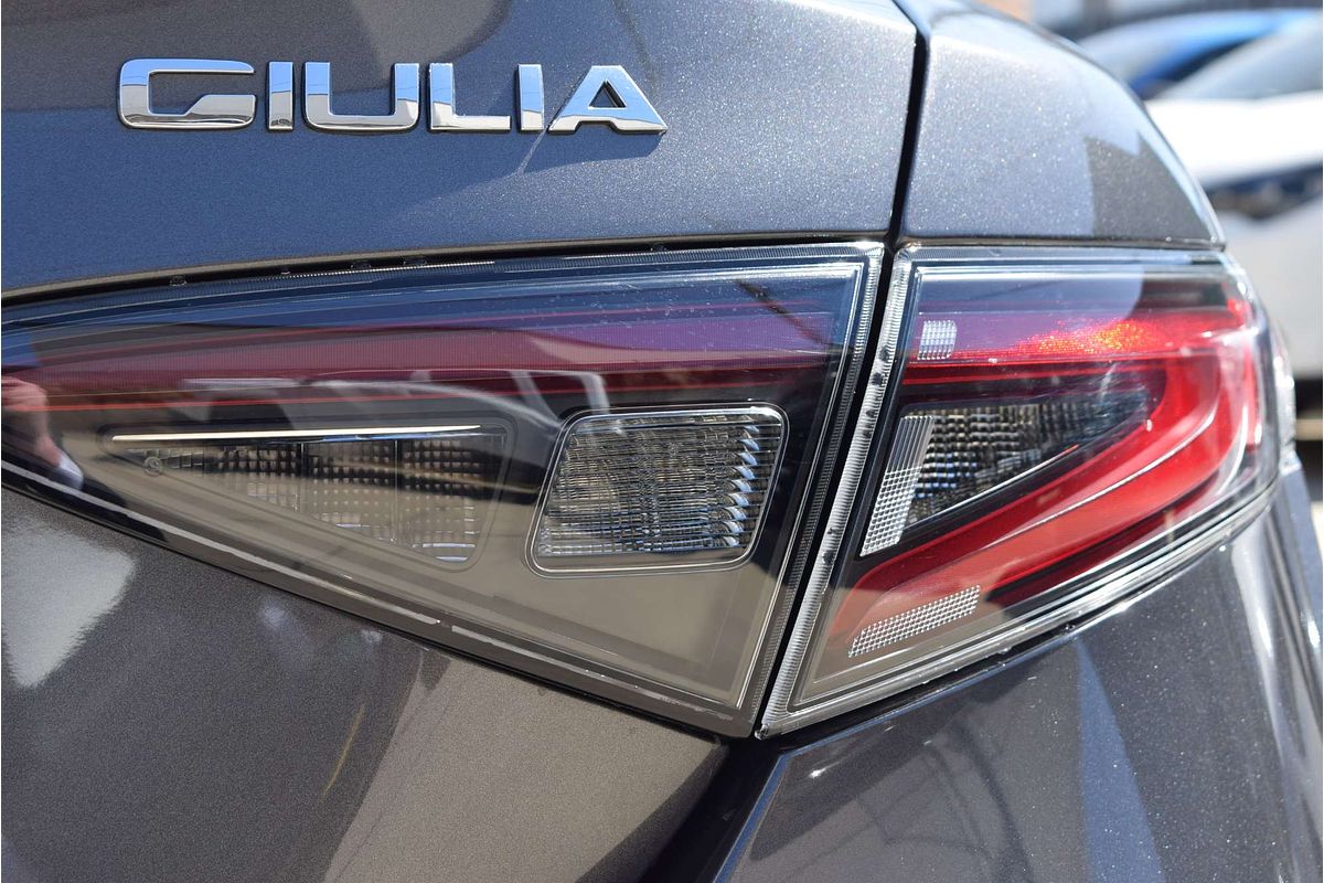 2023 Alfa Romeo Giulia Veloce Series 4