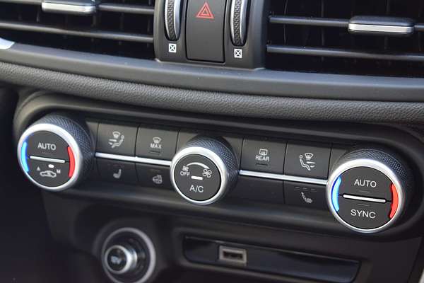 2023 Alfa Romeo Giulia Veloce Series 4