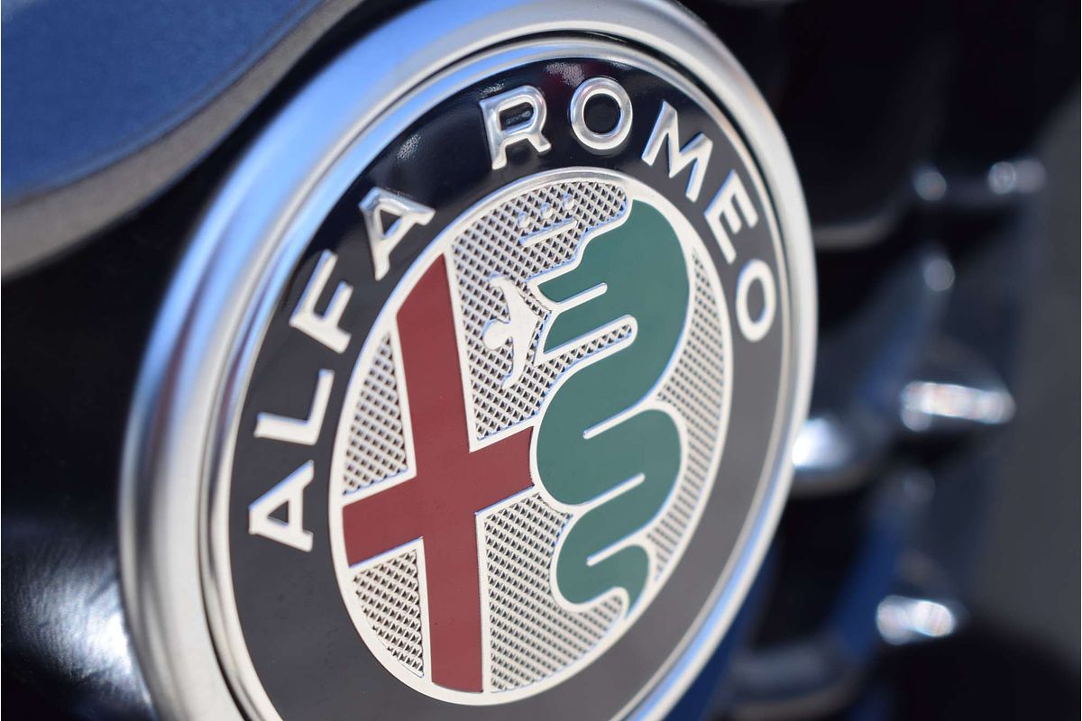 2023 Alfa Romeo Giulia Veloce Series 4