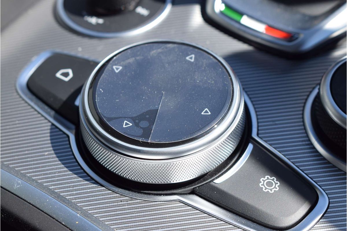 2023 Alfa Romeo Giulia Veloce Series 4