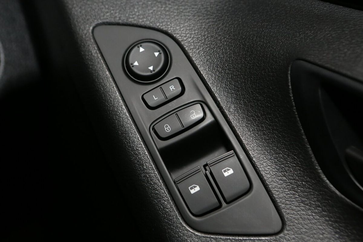 2023 LDV G10 + SV7C