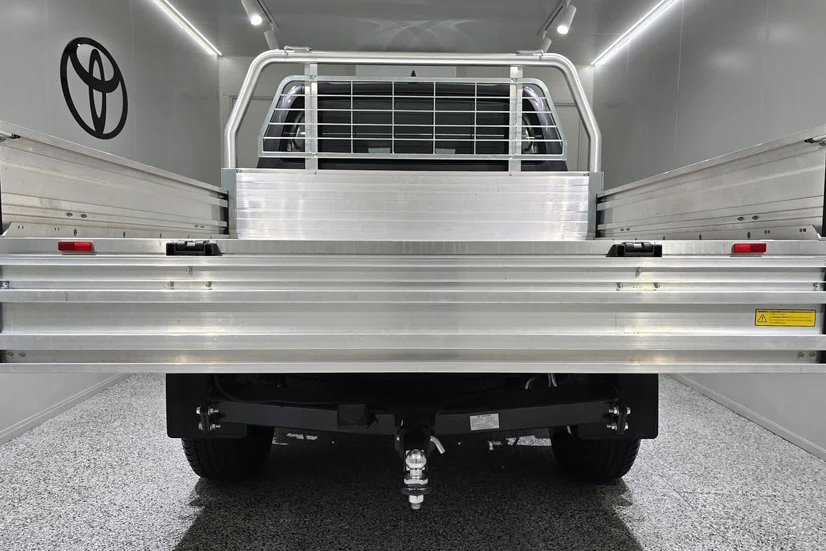 2024 Toyota Hilux SR GUN126R 4X4