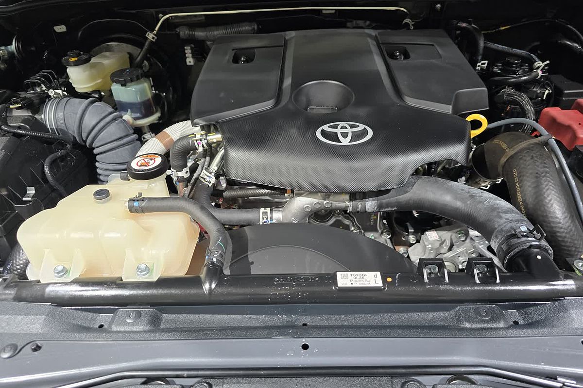 2024 Toyota Hilux SR GUN126R 4X4