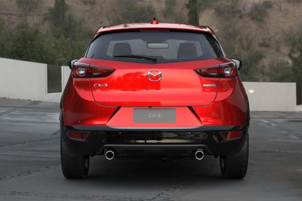 2025 Mazda CX-3 G20 Akari DK