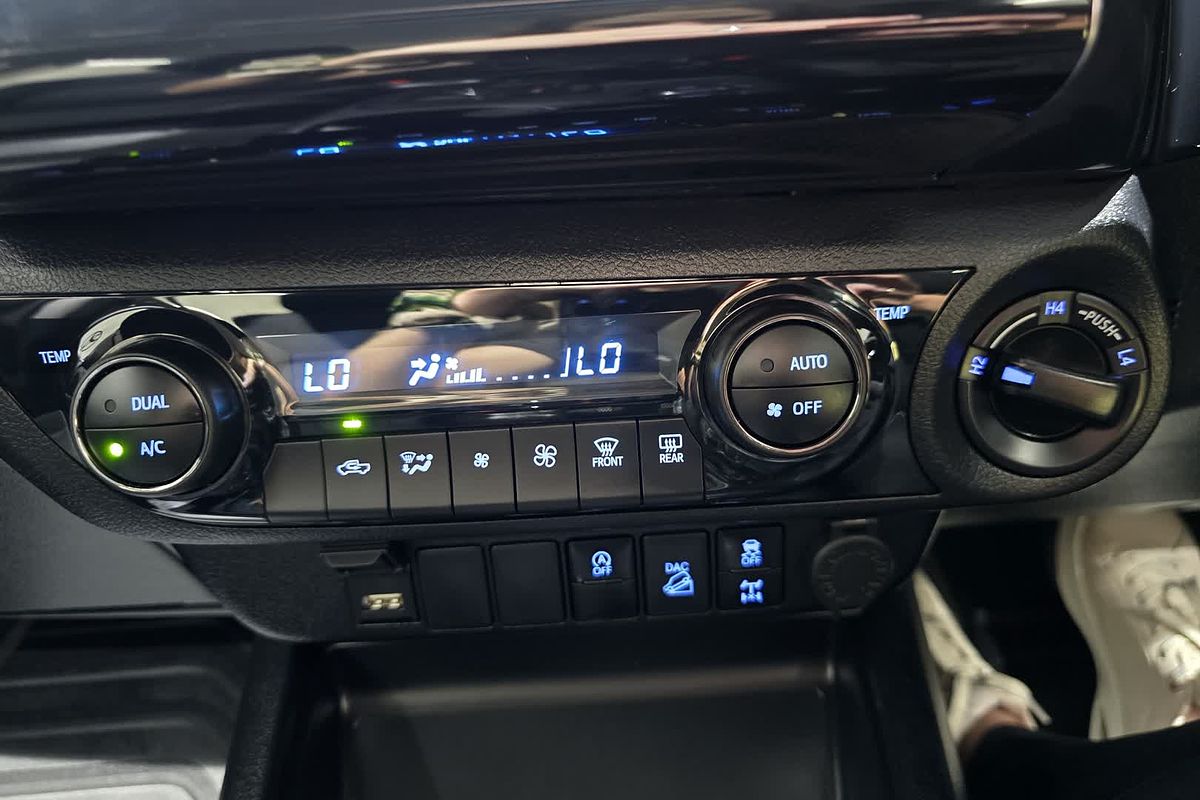 2024 Toyota Hilux SR GUN126R 4X4