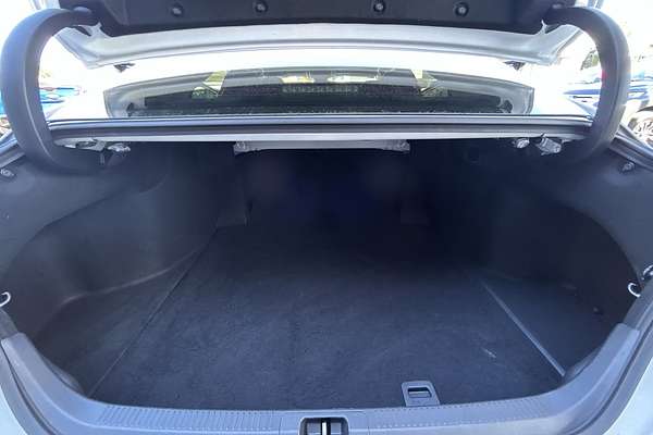 2024 Toyota Camry Ascent AXVH70R