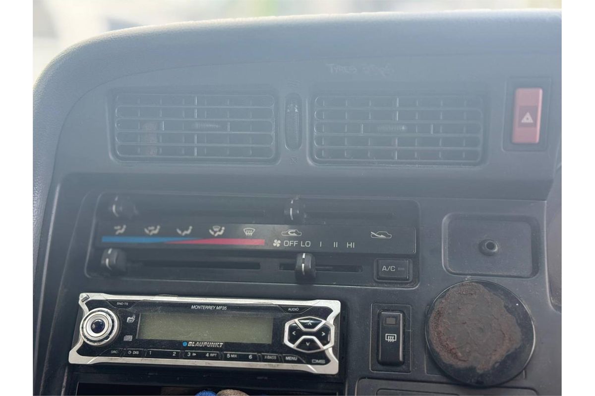 2000 Toyota Hiace RZH113R