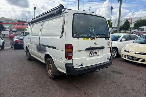 2000 Toyota HIACE RZH113R