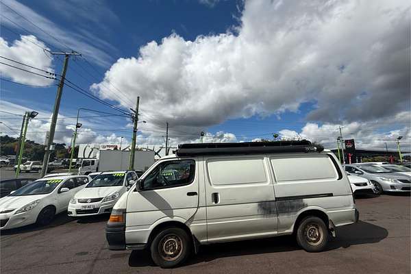 2000 Toyota Hiace RZH113R