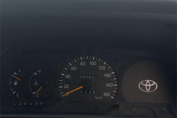 2000 Toyota HIACE RZH113R