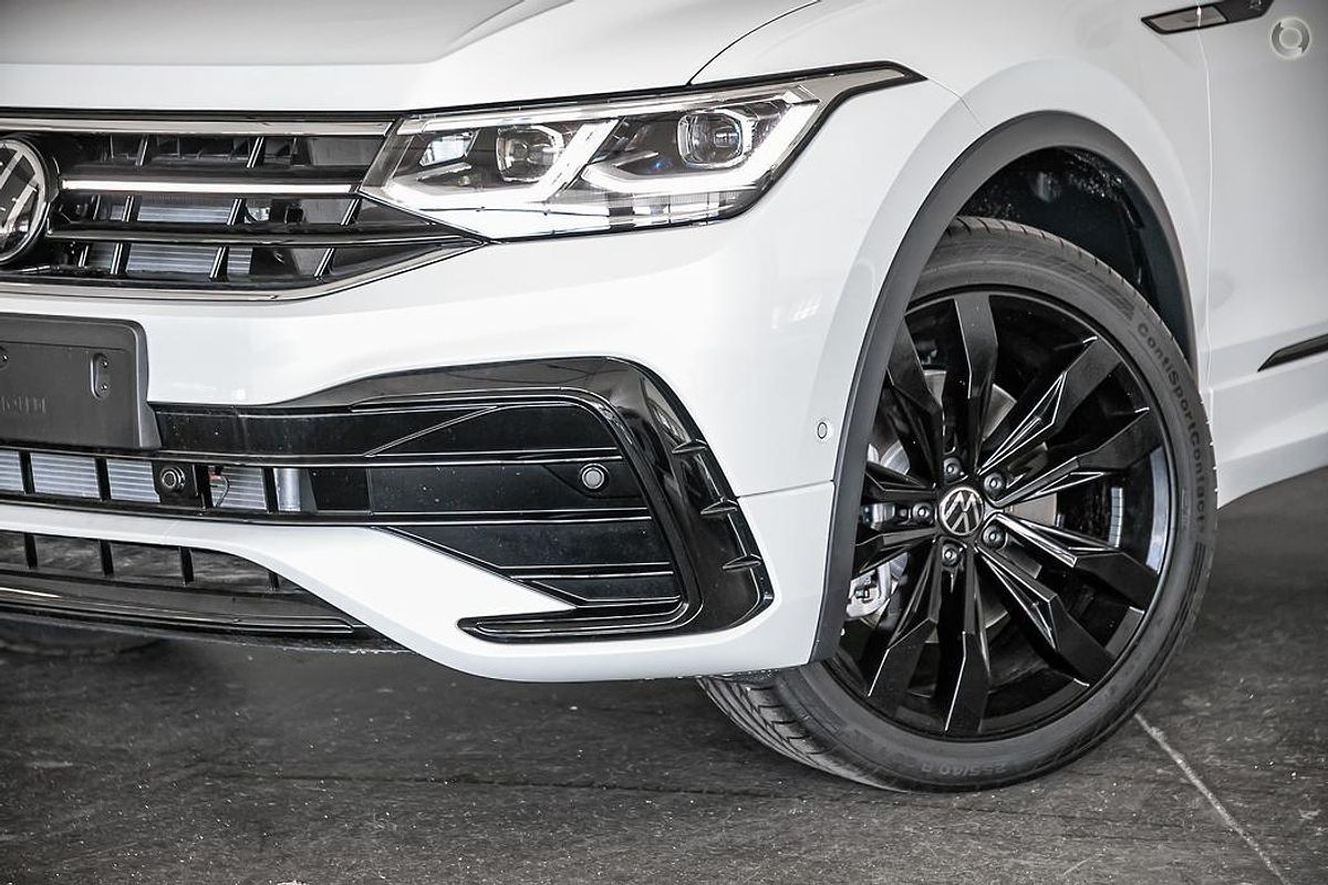 2024 Volkswagen Tiguan Wolfsburg Edition Allspace 5N