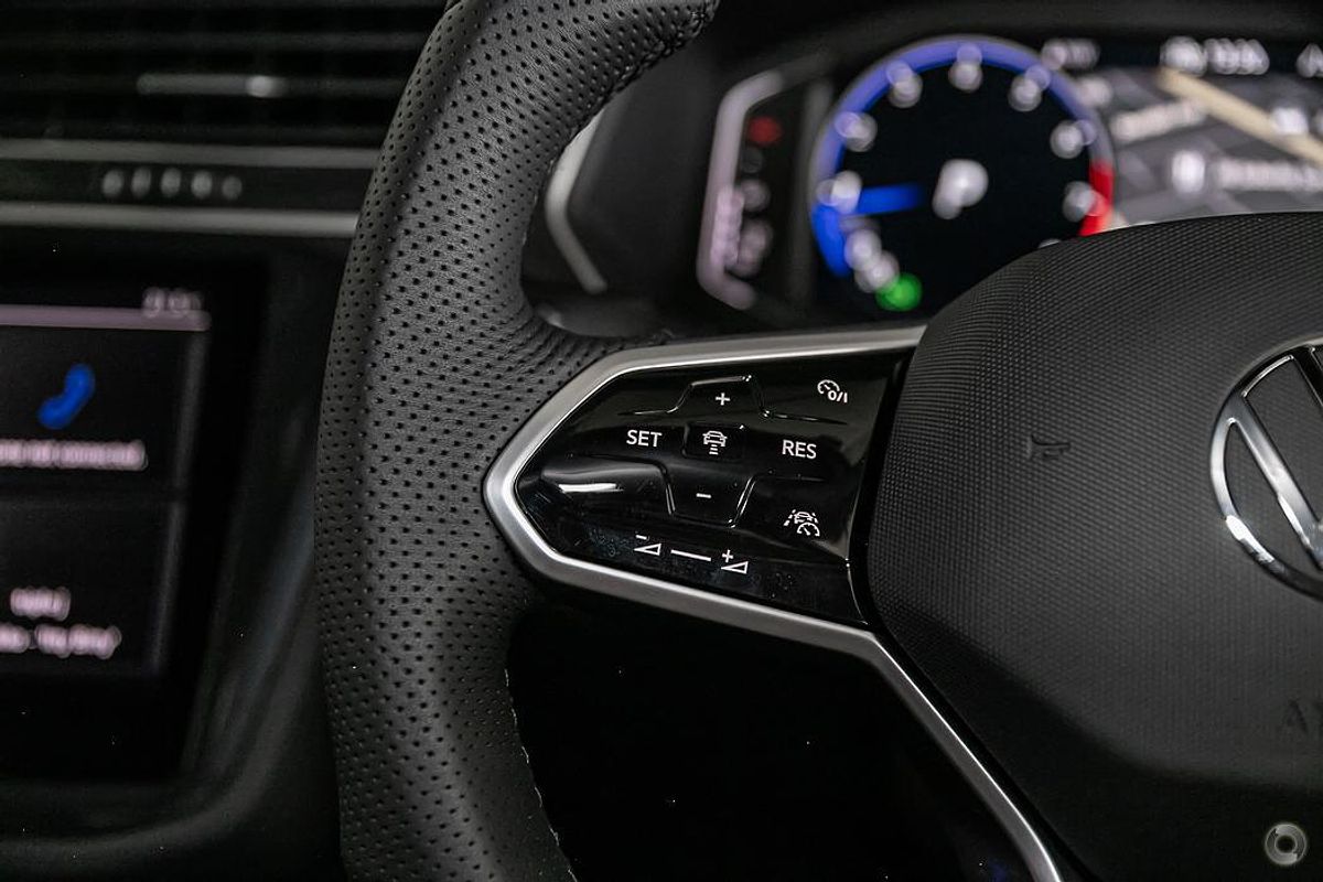 2024 Volkswagen Tiguan Wolfsburg Edition Allspace 5N