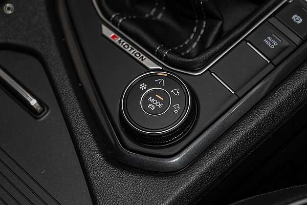 2024 Volkswagen Tiguan Wolfsburg Edition Allspace 5N