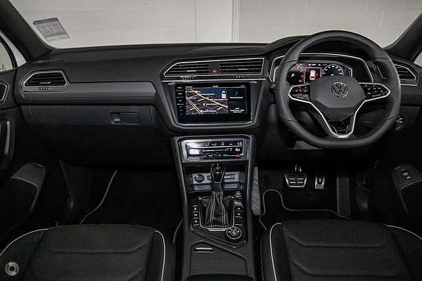 2024 Volkswagen Tiguan Wolfsburg Edition Allspace 5N