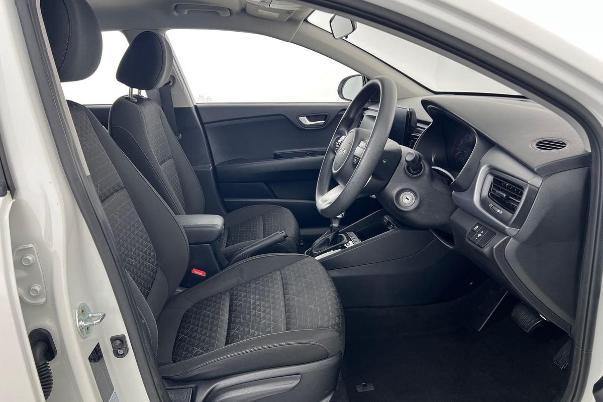2022 Kia Rio S YB