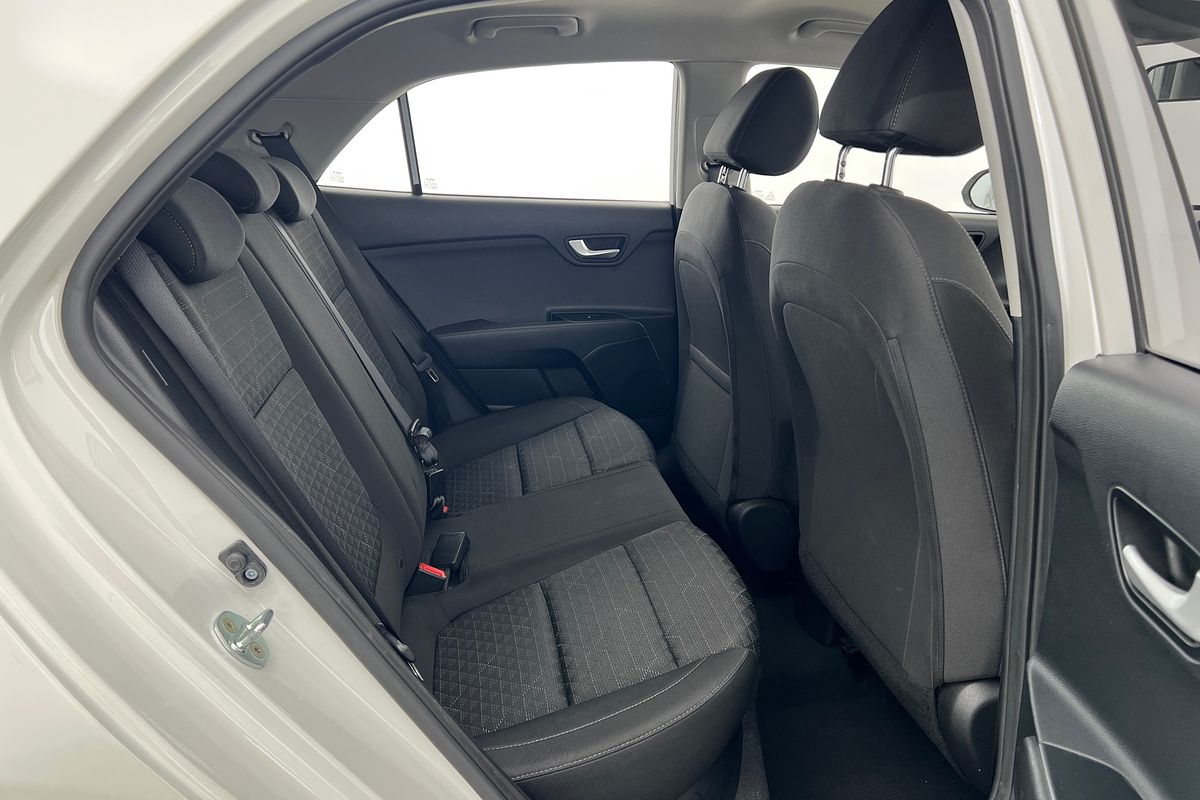 2022 Kia Rio S YB
